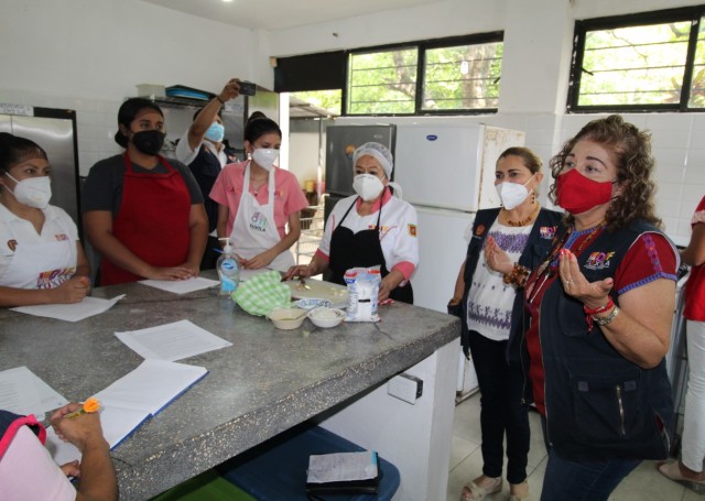 Capacitación para la Elaboración de Alimentos