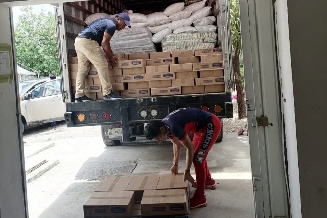 Recepción de insumos, Dirección de Seguridad Alimentaria del sistema DIF Tuxtla