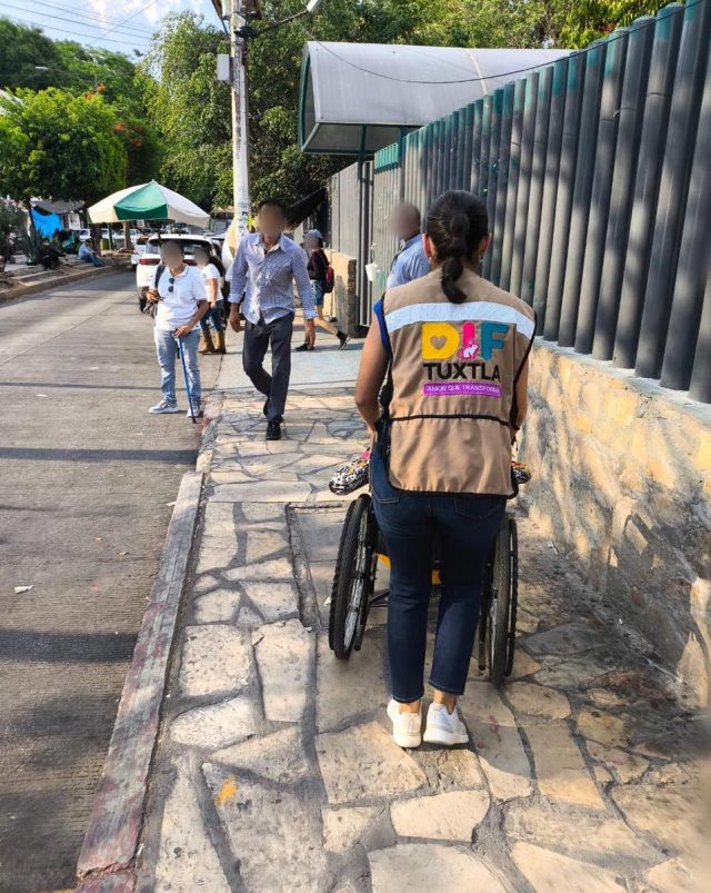 Auxiliando a una Abuela en Situación de Abandono, con omisiones de cuidado y solicitaban se busque familiares.