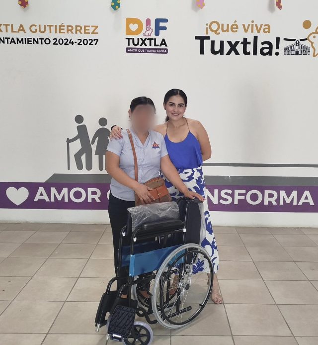 Entrega de 2 ayudas técnicas en oficinas centrales destinadas a mejorar la calidad de vida de personas en situación de vulnerabilidad
