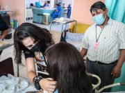 Entrega de pelucas oncológicas, turbantes, pañales, juguetes y suplemento alimenticio en el Hospital de Especialidades Pediátricas